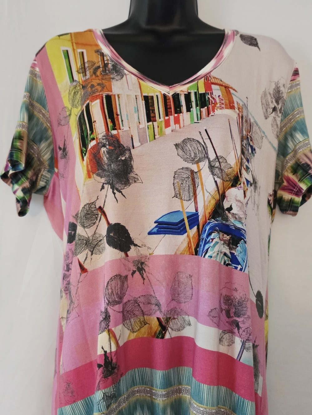 JOHNNY WAS Venice Mixed Media V-Neck Top Med Floral Boho Art To Wear Bamboo